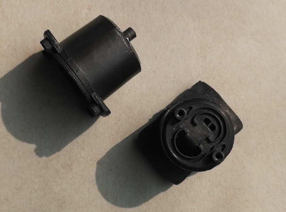 耐磨尼龍PA改性材料應(yīng)用于呼吸機氣泵缸體