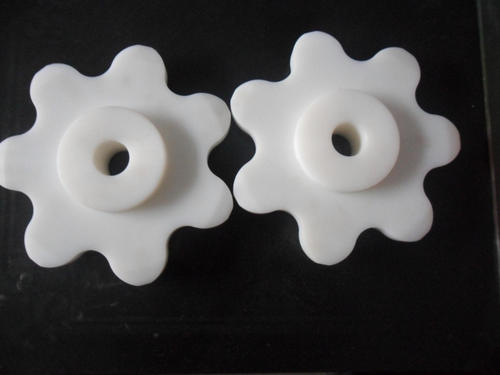 關(guān)于如何解決尼龍齒輪定型的問題