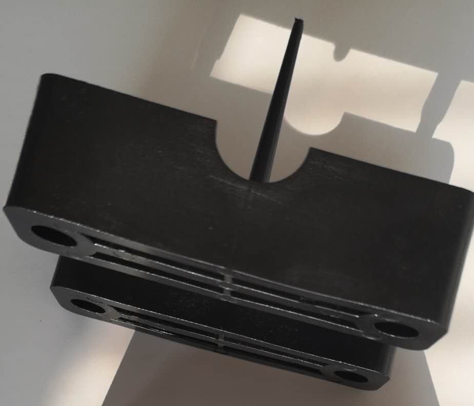 尼龍PA改性應(yīng)用于船舶上的管纜夾