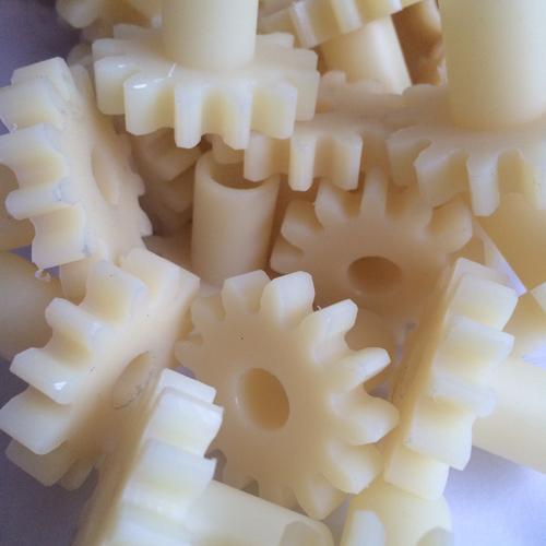 關(guān)于如何解決尼龍齒輪定型的問題