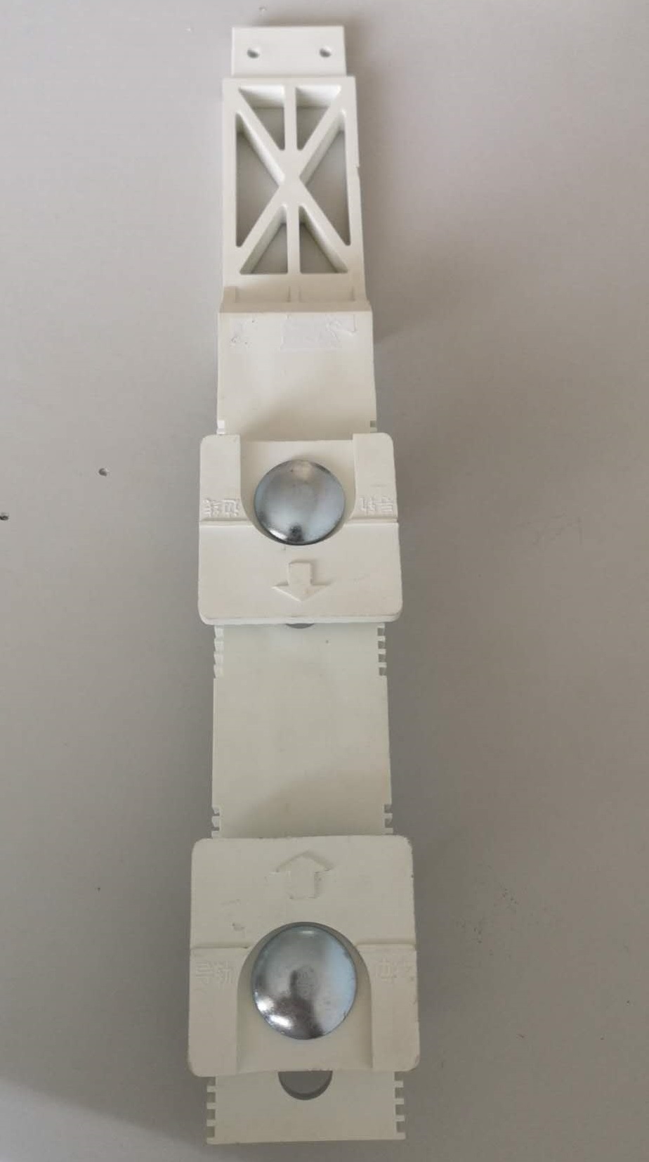 尼龍PA6阻燃增強30%玻纖應(yīng)用于電梯線纜架